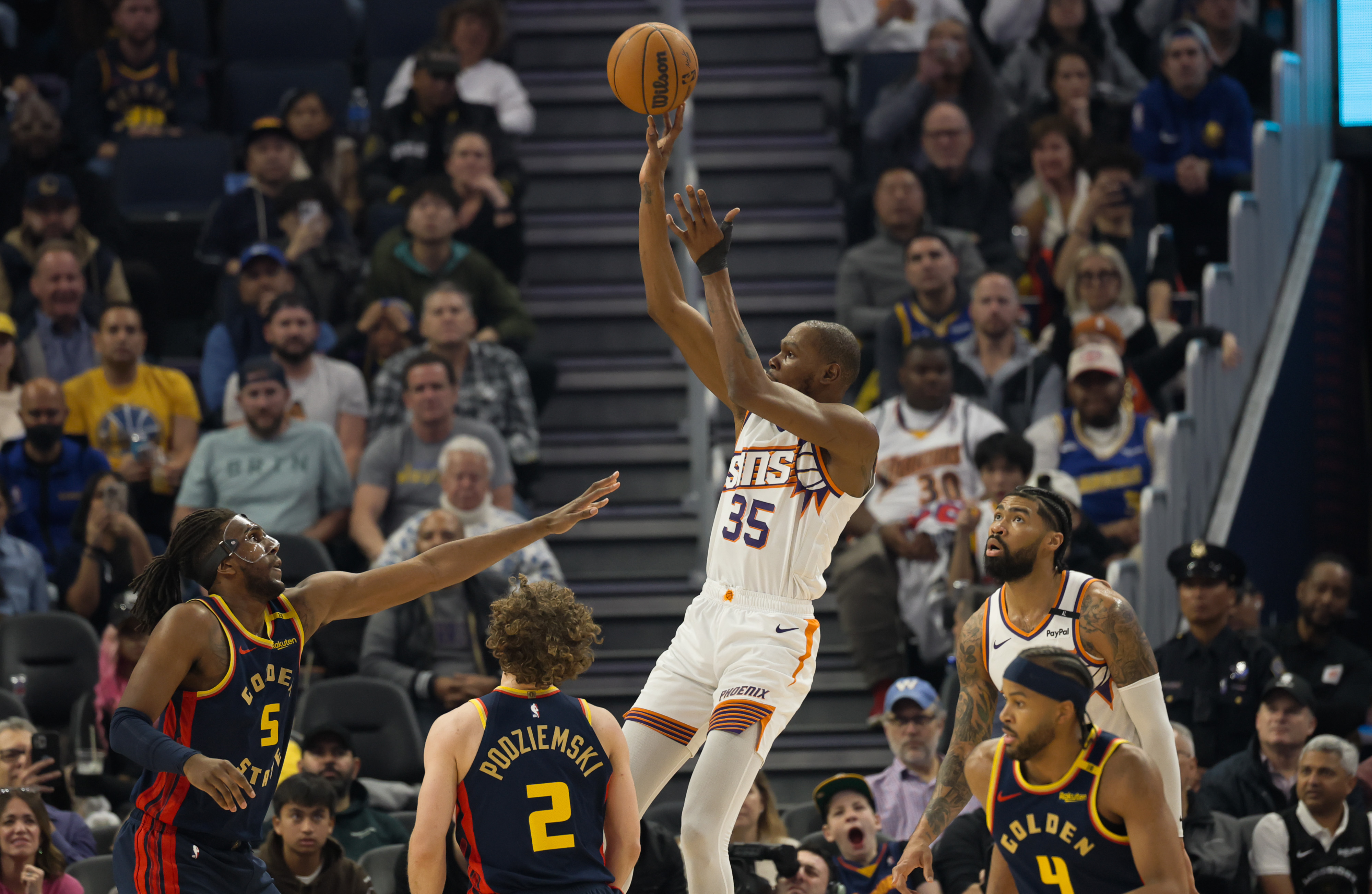 足球比分_菲尼克斯太阳NBA战胜达拉斯独行侠杜兰特关键跳投